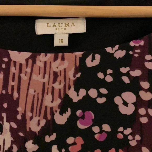 Laura Black/Pink  1X - Picture 3 of 6